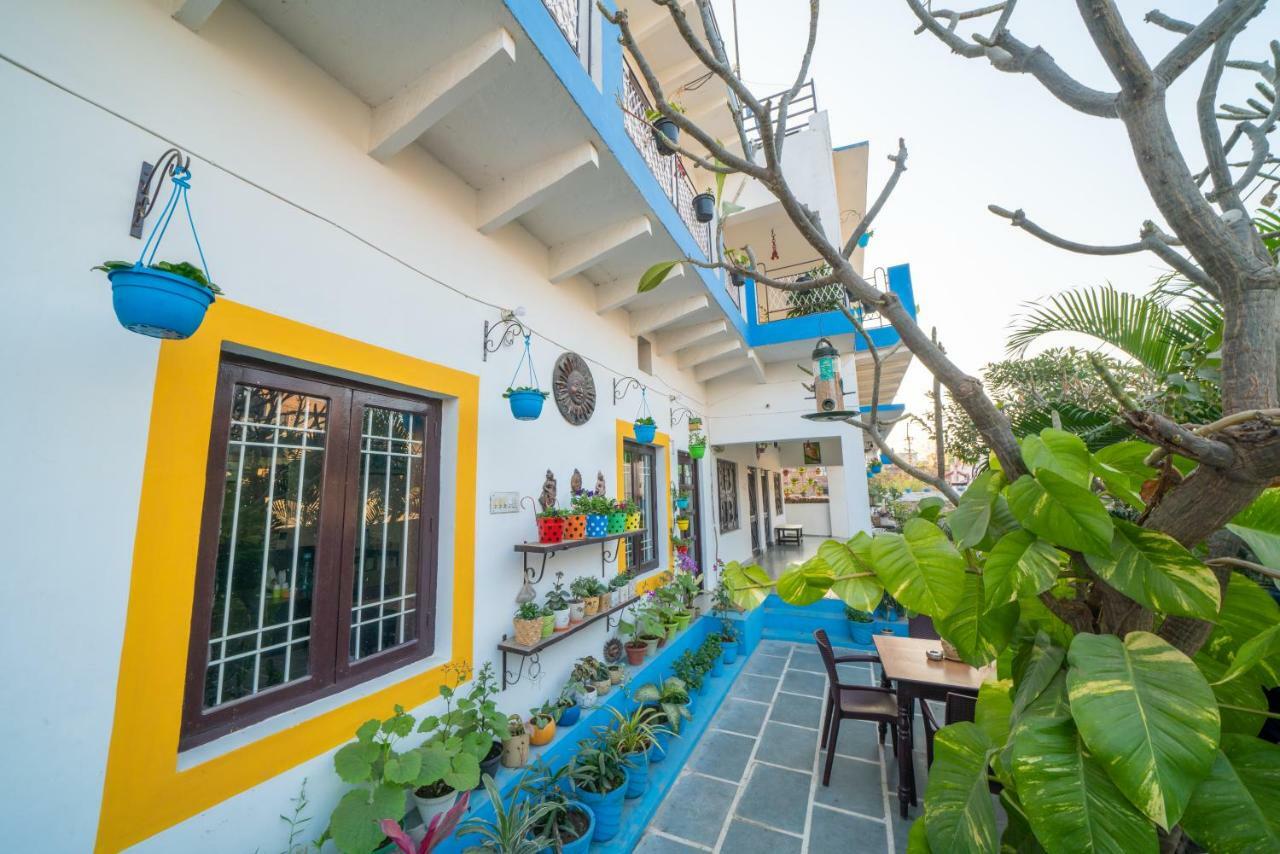 Iora Guest House Bharatpur Exterior foto